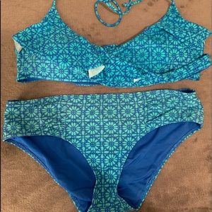 Women’s Aerie wrap around bikini